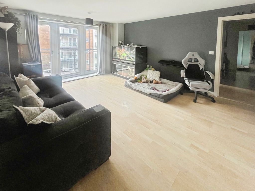 Property photo 3 of 13 Pbox-Img.Jpg