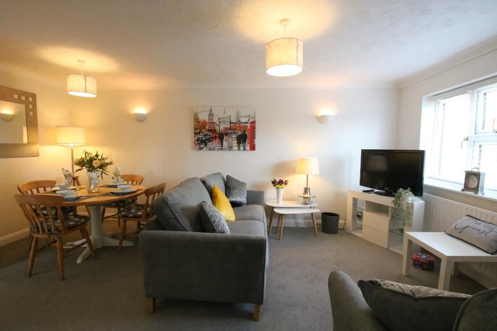 Property photo 3 of 11