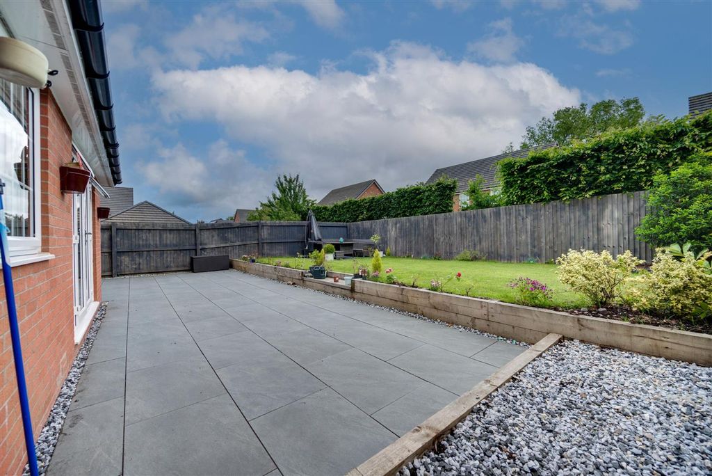 Property photo 2 of 27 Dsc_6996-Dsc_7000-2.Jpg