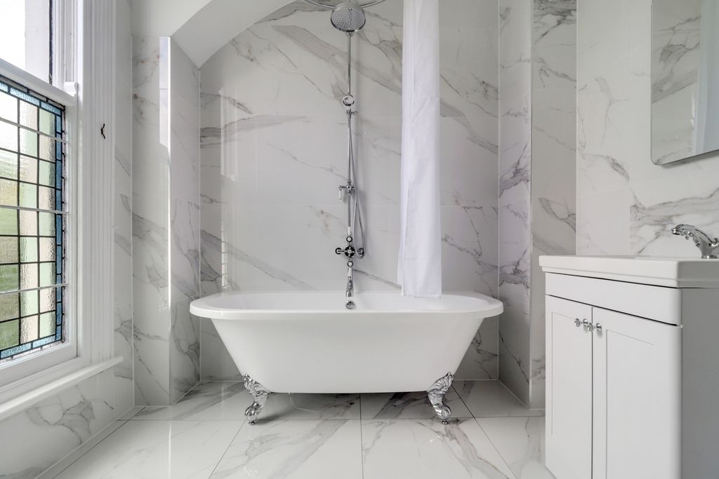 Property photo 3 of 31 Img_9570-Img_9572-1