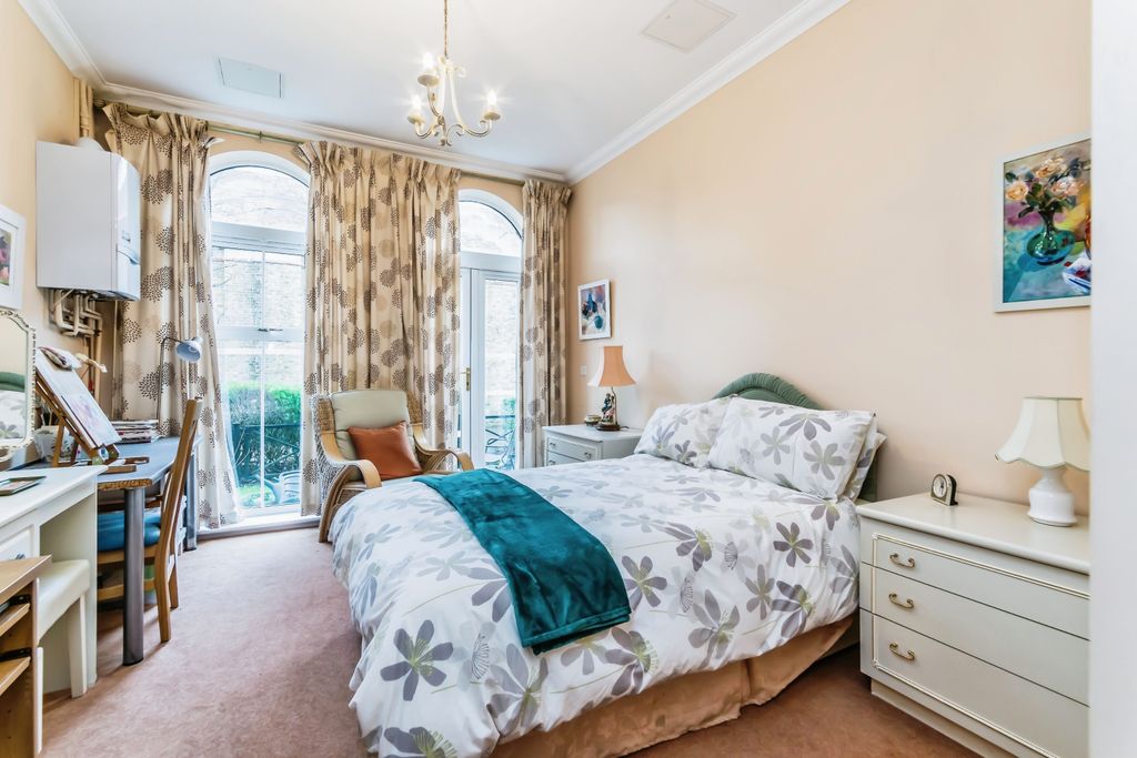 Property photo 3 of 18 Photography