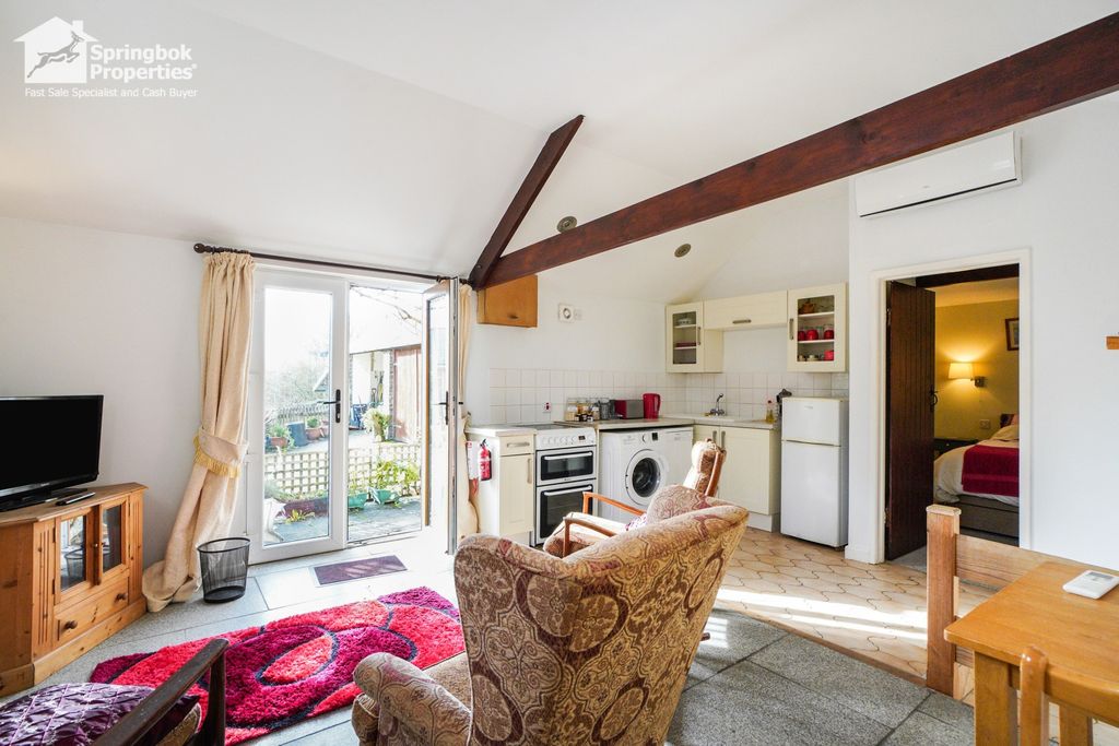 Property photo 3 of 29 Image 2