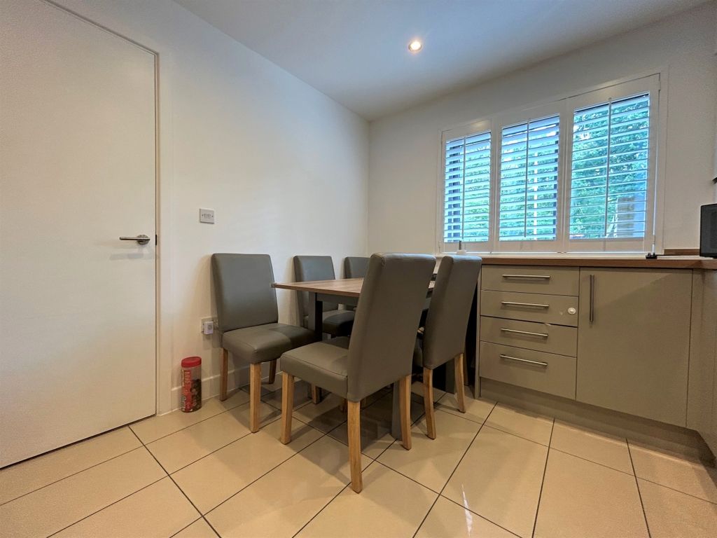 Property photo 3 of 12 Diner
