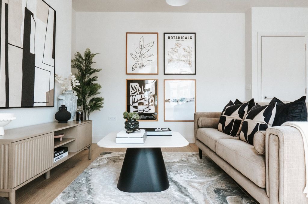 Property photo 1 of 1