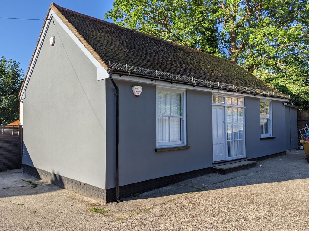 Property photo 1 of 22