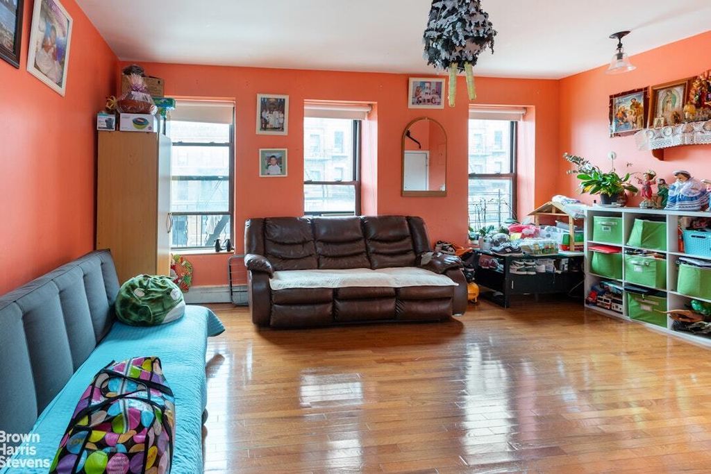 Property photo 3 of 10 <Alttext/>