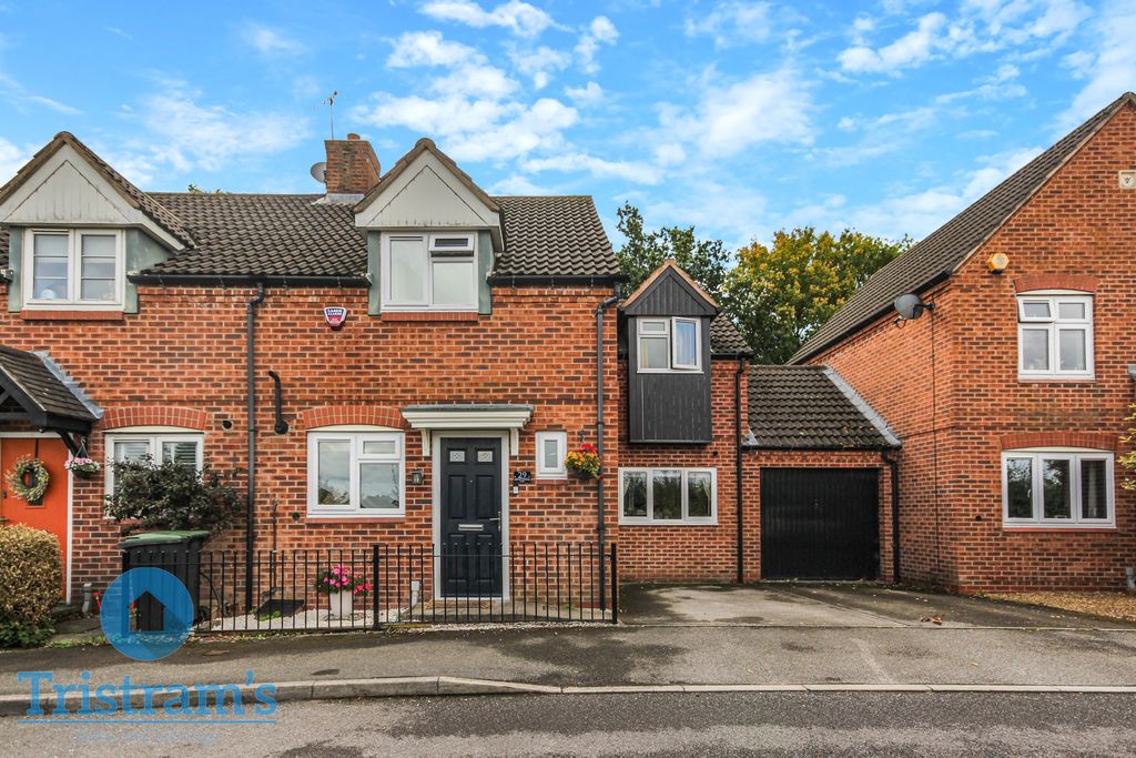 Property photo 1 of 27