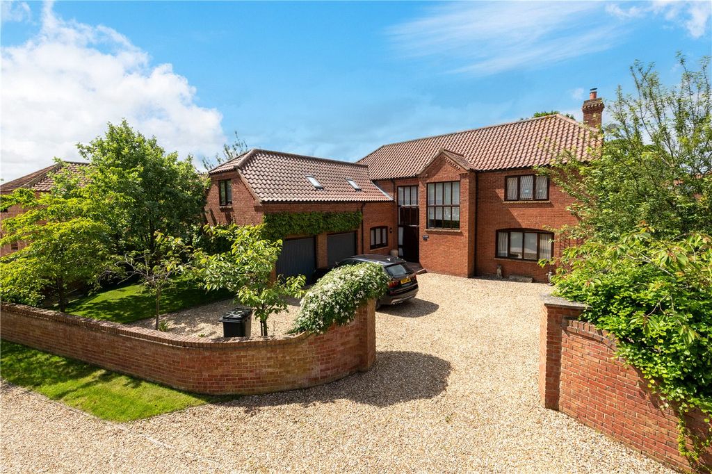 Property photo 3 of 25 Picture No. 04