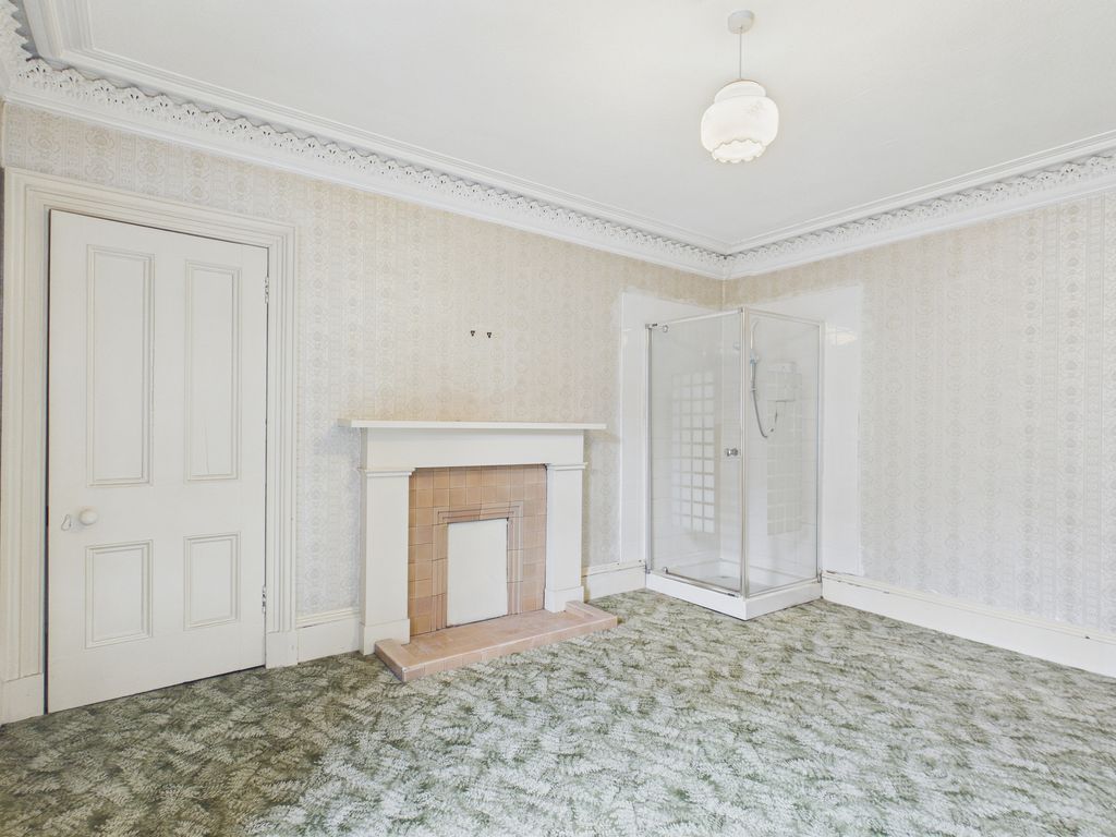 Additional image 4 of 4 bed flat for saleFlat 2 106 George Street, Oban PA34