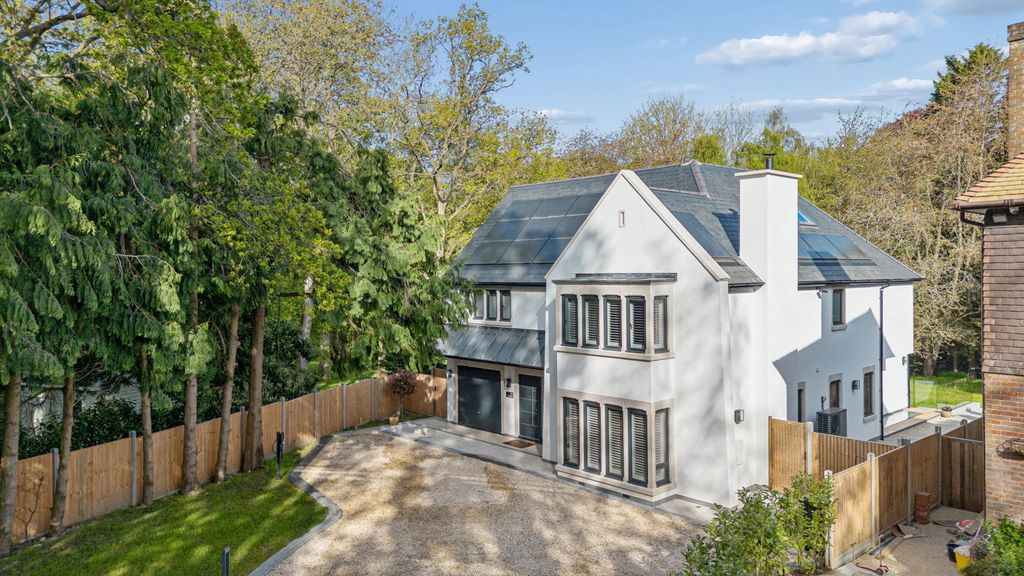 Property photo 1 of 30