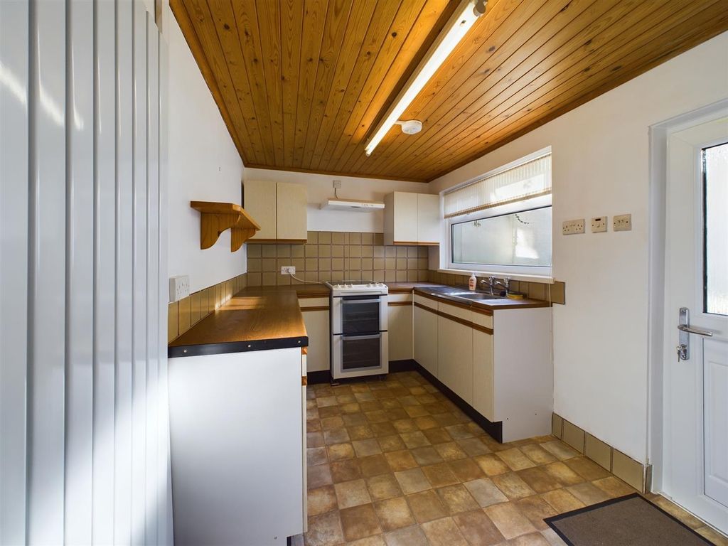Property photo 2 of 12 Batv22Lh8U-Gxq3Edya2Ug.Jpg
