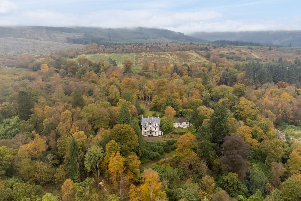 Property photo 2 of 8 Abbots Brae House And Cottage, 55 Bullwood Road, Dunoon, Argyll And Bute, Pa23 7Qj
