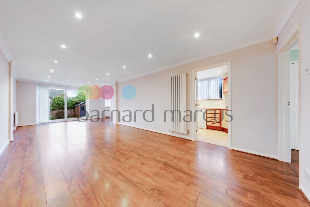 Property photo 2 of 8 Living Room