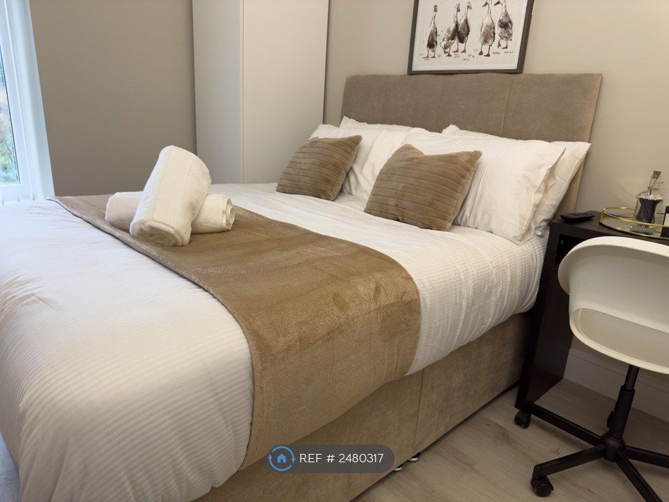 Property photo 1 of 35