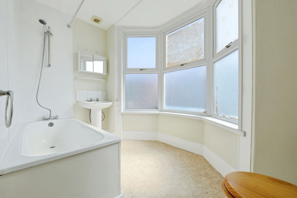 Property photo 3 of 19 Pbox-Img.Jpg