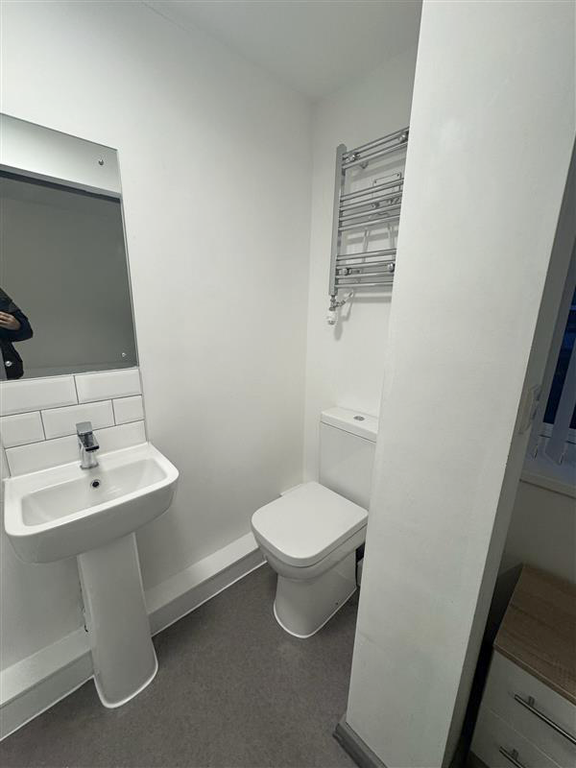Property photo 3 of 3