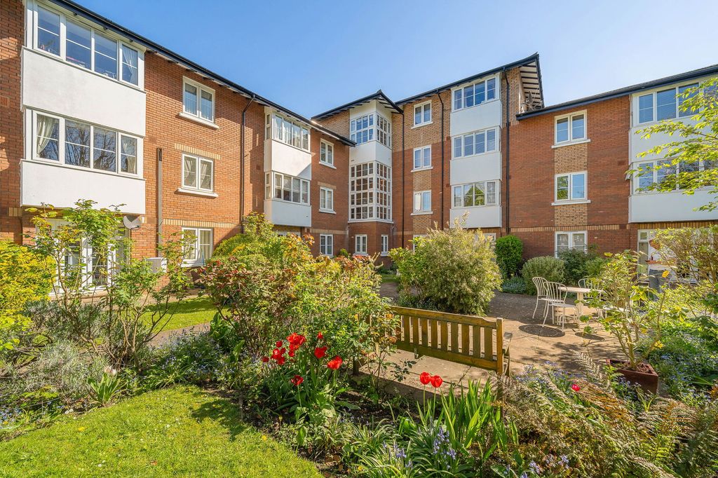 Property photo 1 of 13