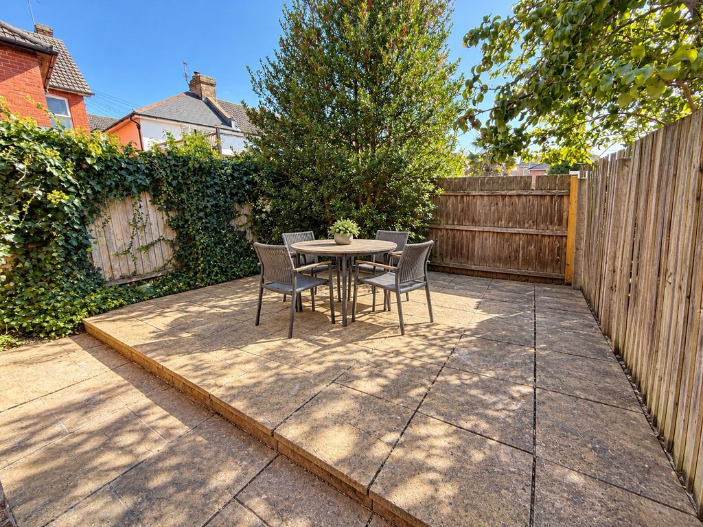 Property photo 3 of 12