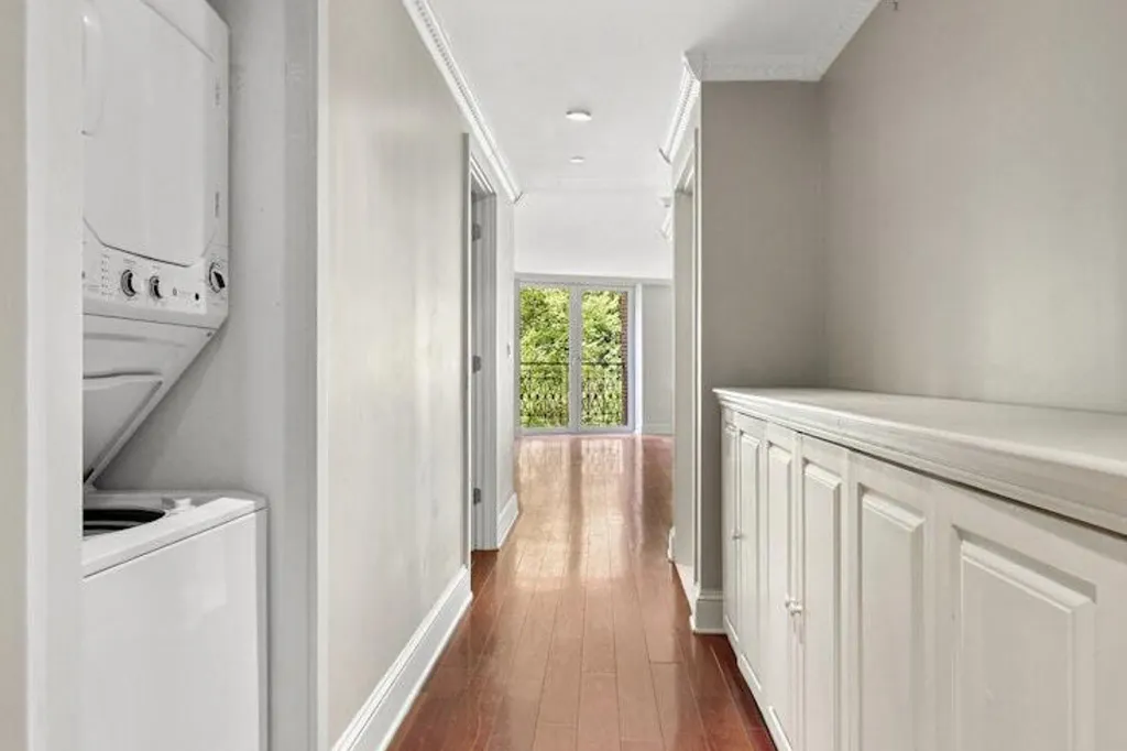 Property photo 2 of 9 <Alttext/>