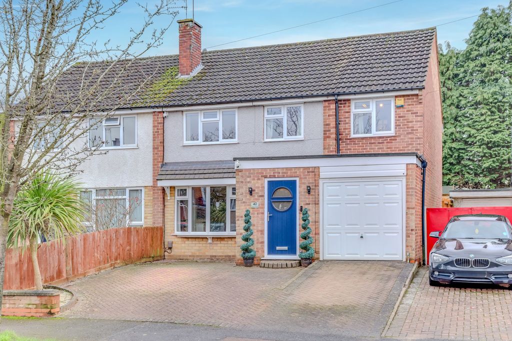 Property photo 1 of 24