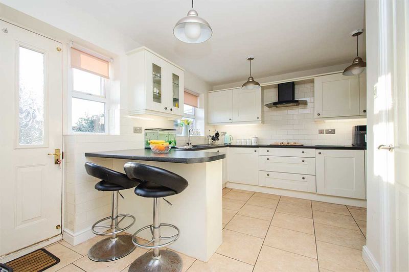 Property photo 3 of 21 Photo 12