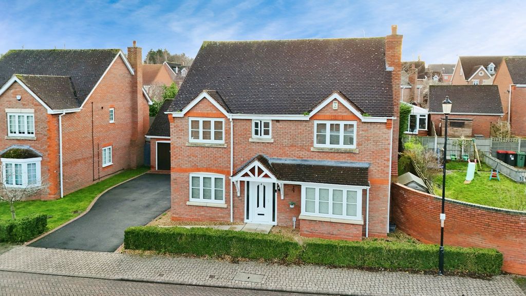 Property photo 1 of 26 4765441