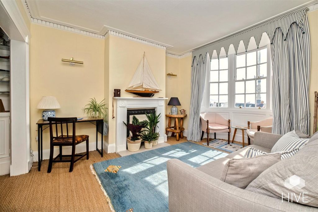 Property photo 3 of 29