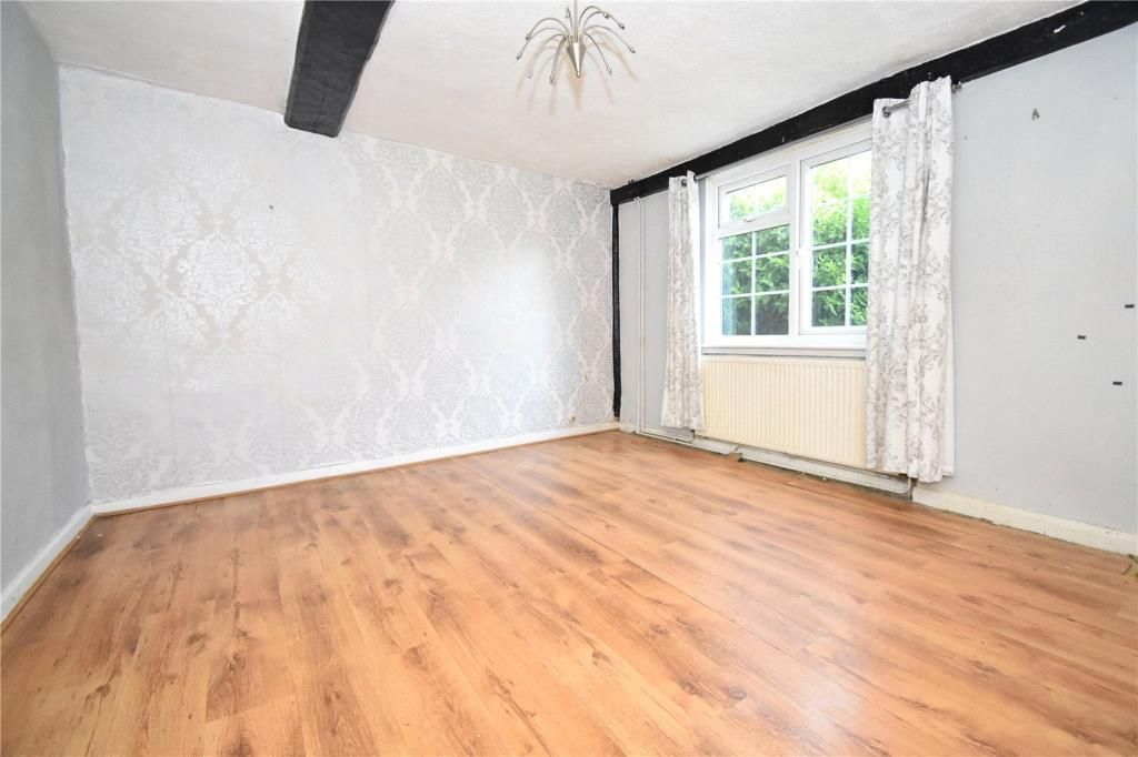 Property photo 2 of 11 Reception Room With Beams And Window To Garden