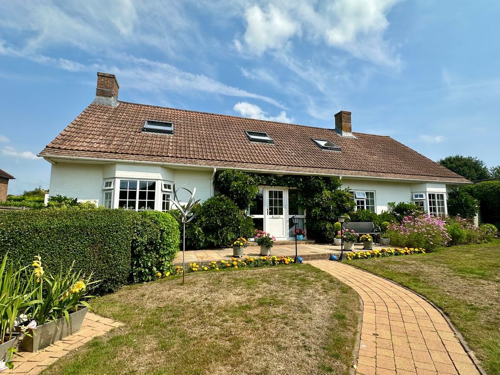 Property photo 1 of 38