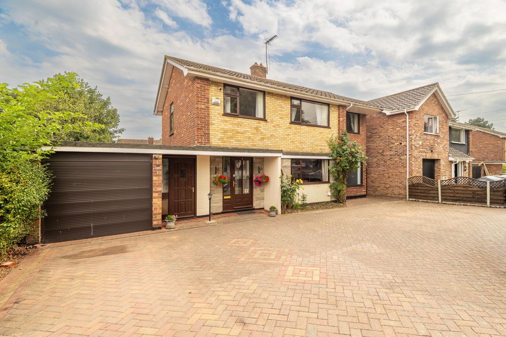 Property photo 1 of 19