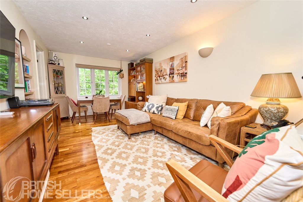 Property photo 3 of 18 Picture No. 07