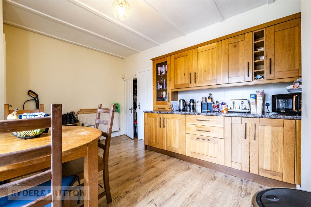 Property photo 3 of 15 Kitchen Diner