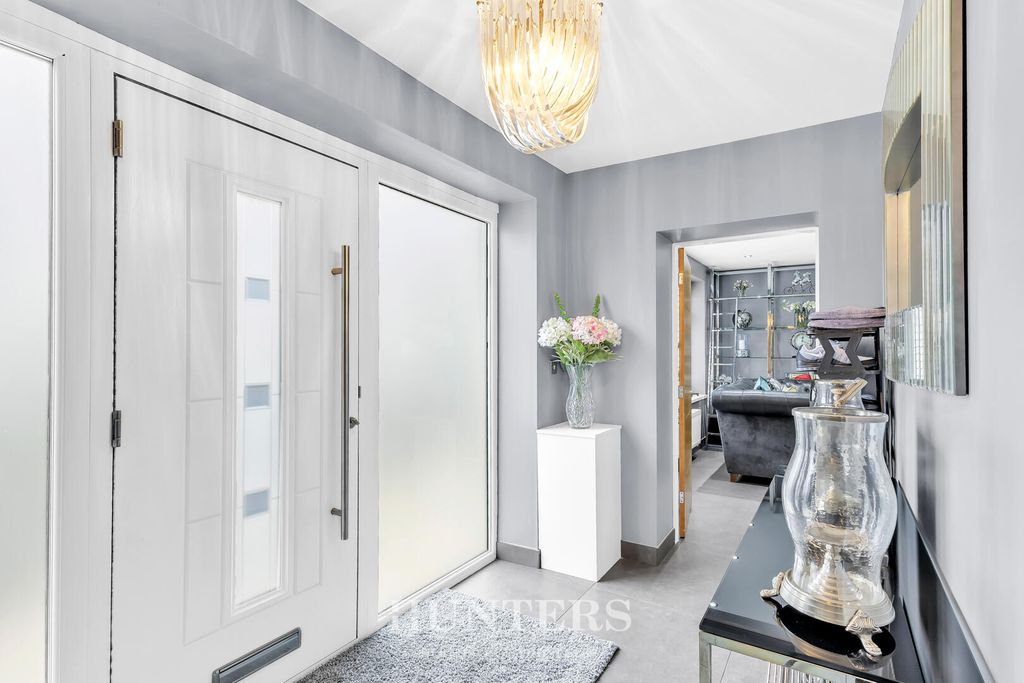 Property photo 2 of 33 Hallway