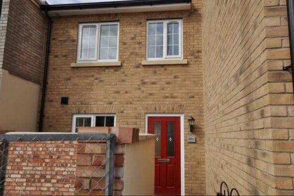 Property photo 2 of 11 Image