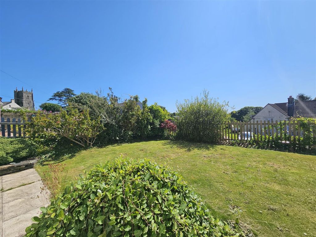 Property photo 2 of 24 Front Garden.Jpg