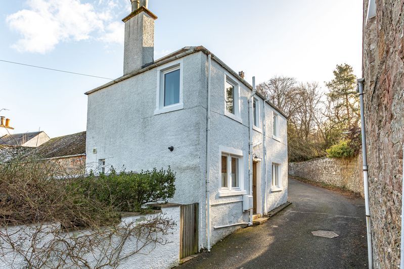 Property photo 1 of 25 Rose Cottage, Claymires Road, Newstead