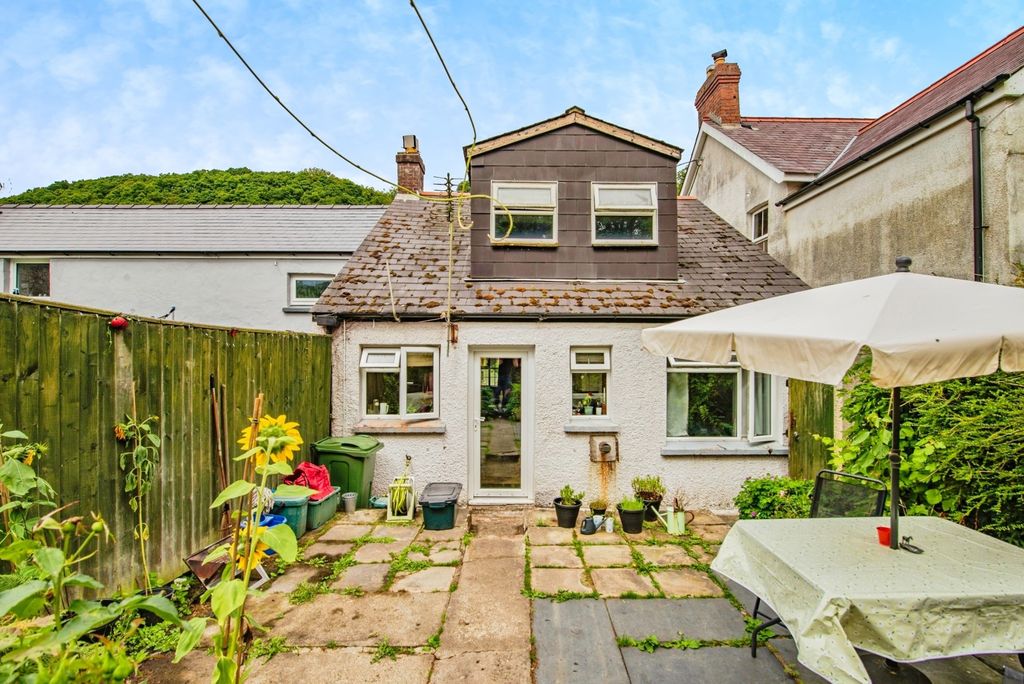 Property photo 1 of 17 Photo