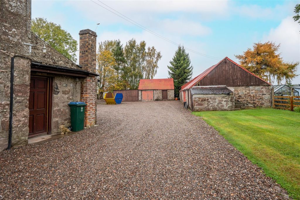 Property photo 2 of 18 Dsc09923-Hdr.Jpg