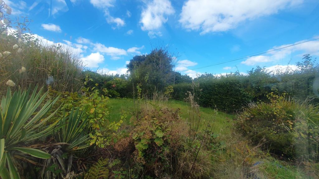 Property photo 3 of 27