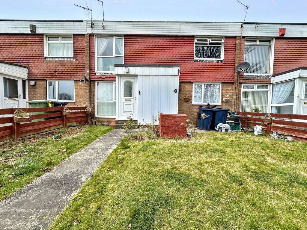 Property photo 1 of 11