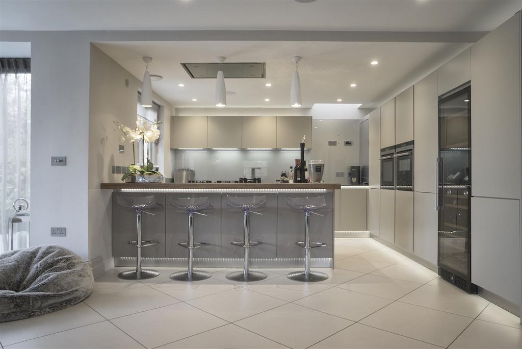 Additional image 7 of 5 bed property for saleSummerhill Road, Oxford OX2