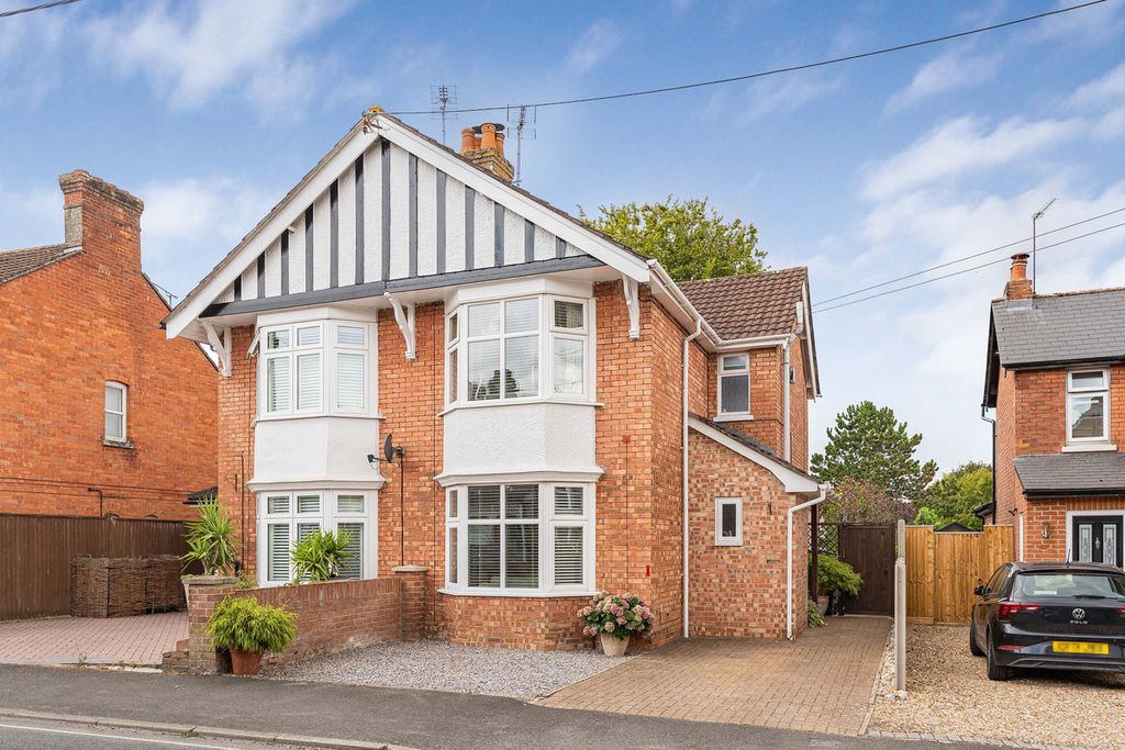 Property photo 1 of 14