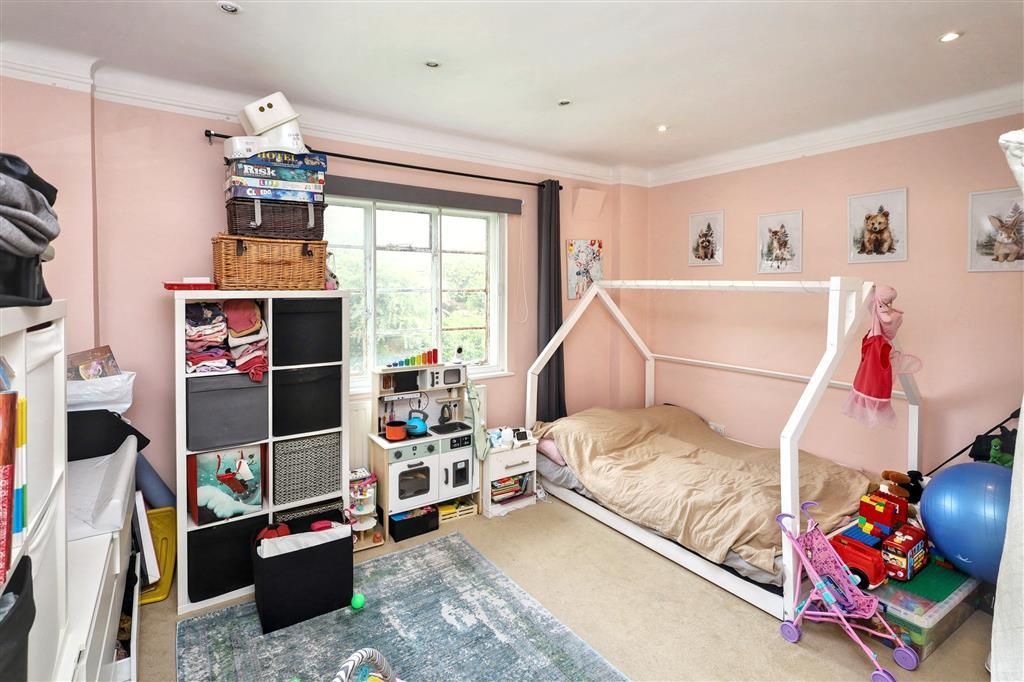Property photo 3 of 8
