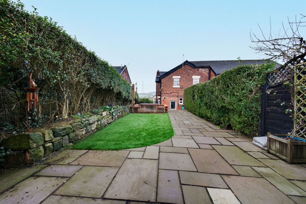 Property photo 2 of 50