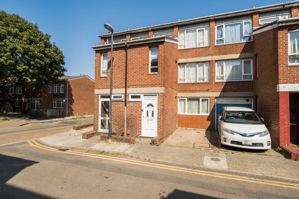 Property photo 1 of 20 1483039-2-6A70Aeb...