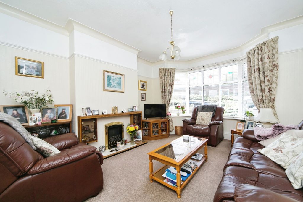 Property photo 2 of 16 Photography