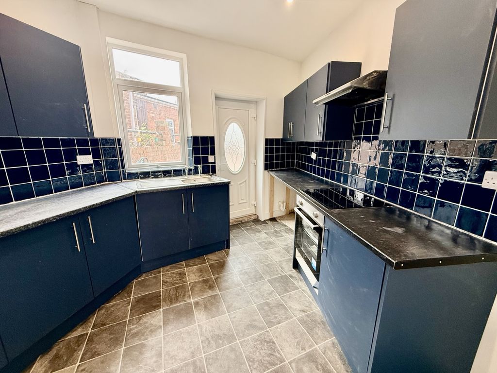 Property photo 3 of 6 Img_8844