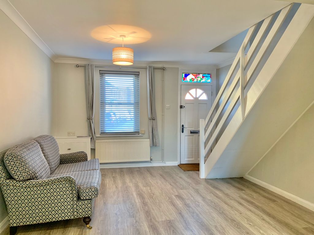 Property photo 3 of 7