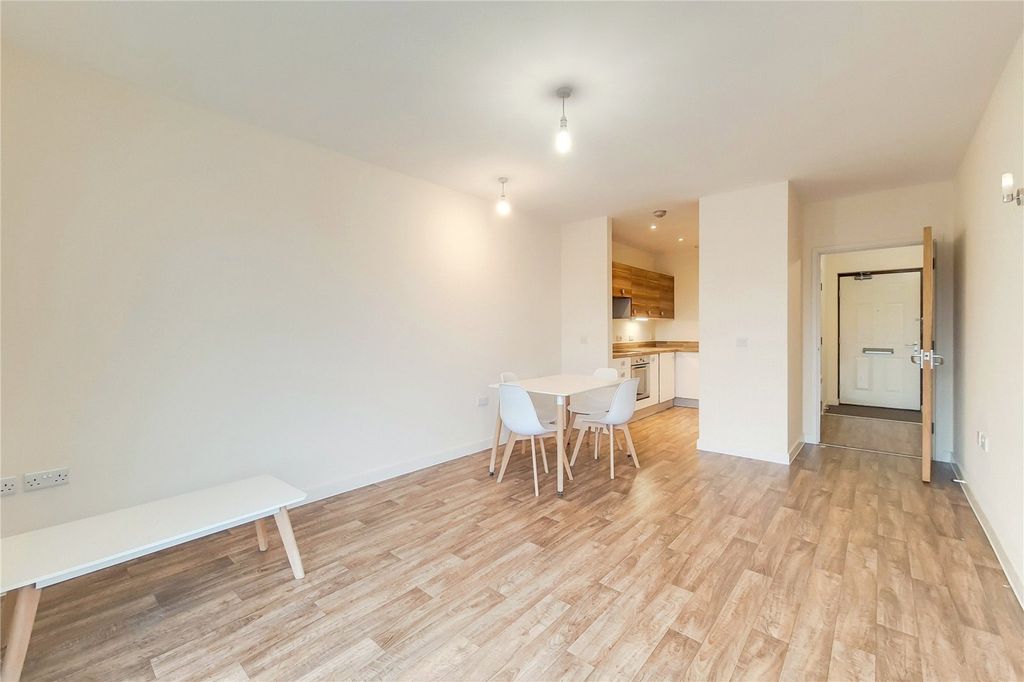 Property photo 2 of 12 Picture No. 05