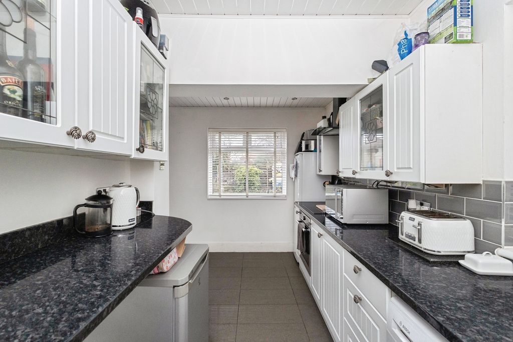 Property photo 3 of 14 Pbox-Img.Jpg